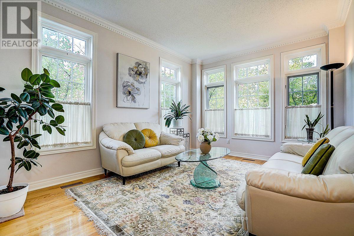 133 White Lotus Circle, Markham, Ontario  L6C 1V7 - Photo 10 - N13758124