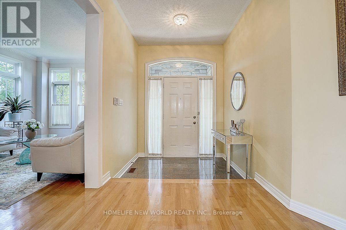 133 White Lotus Circle, Markham, Ontario  L6C 1V7 - Photo 6 - N13758124