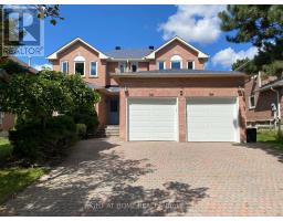 4 KIRKLAND COURT, Richmond Hill, Ontario