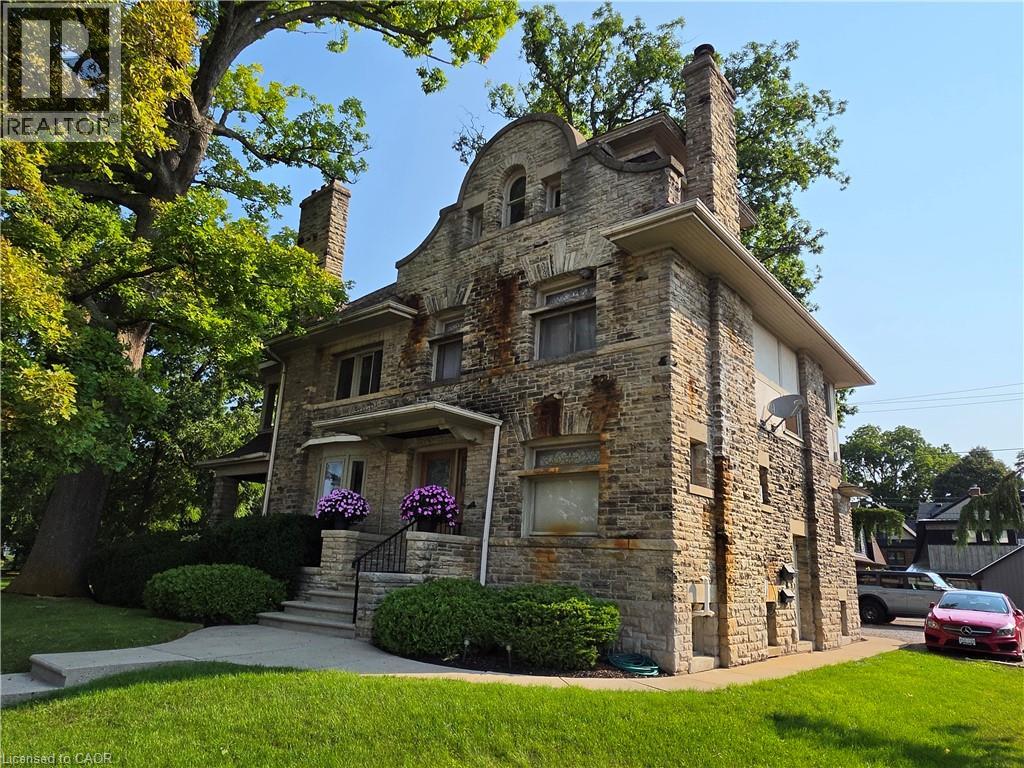 71 Norfolk Street N, Simcoe, Ontario  N3Y 3N6 - Photo 2 - 40860643
