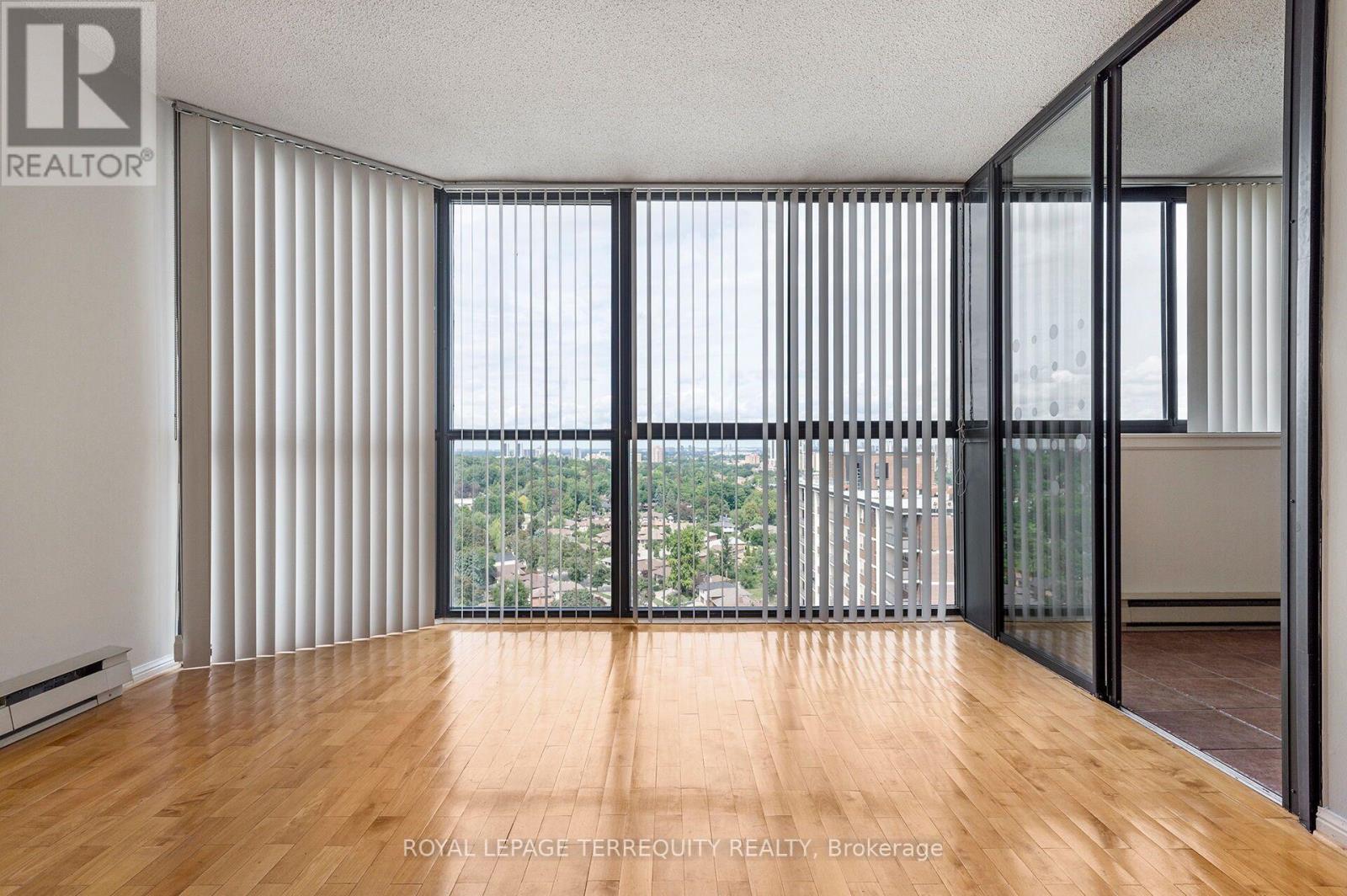 2002 - 40 Richview Road, Toronto, Ontario  M9A 5C1 - Photo 18 - W13758162