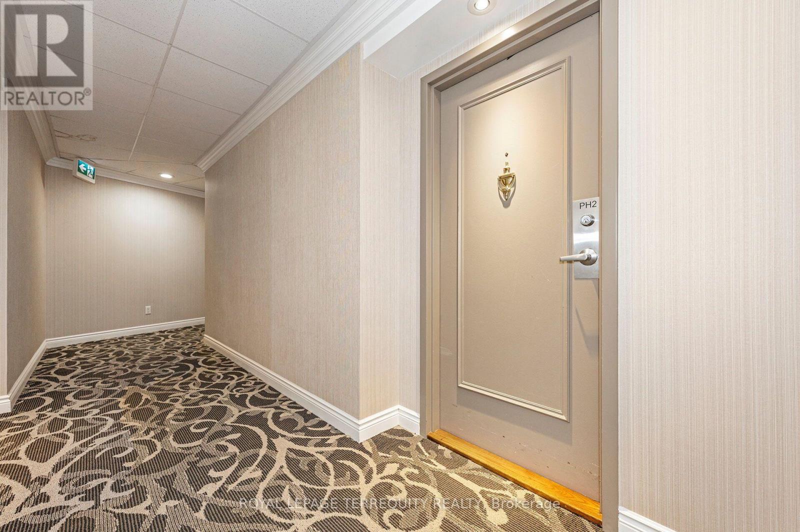 2002 - 40 Richview Road, Toronto, Ontario  M9A 5C1 - Photo 4 - W13758162