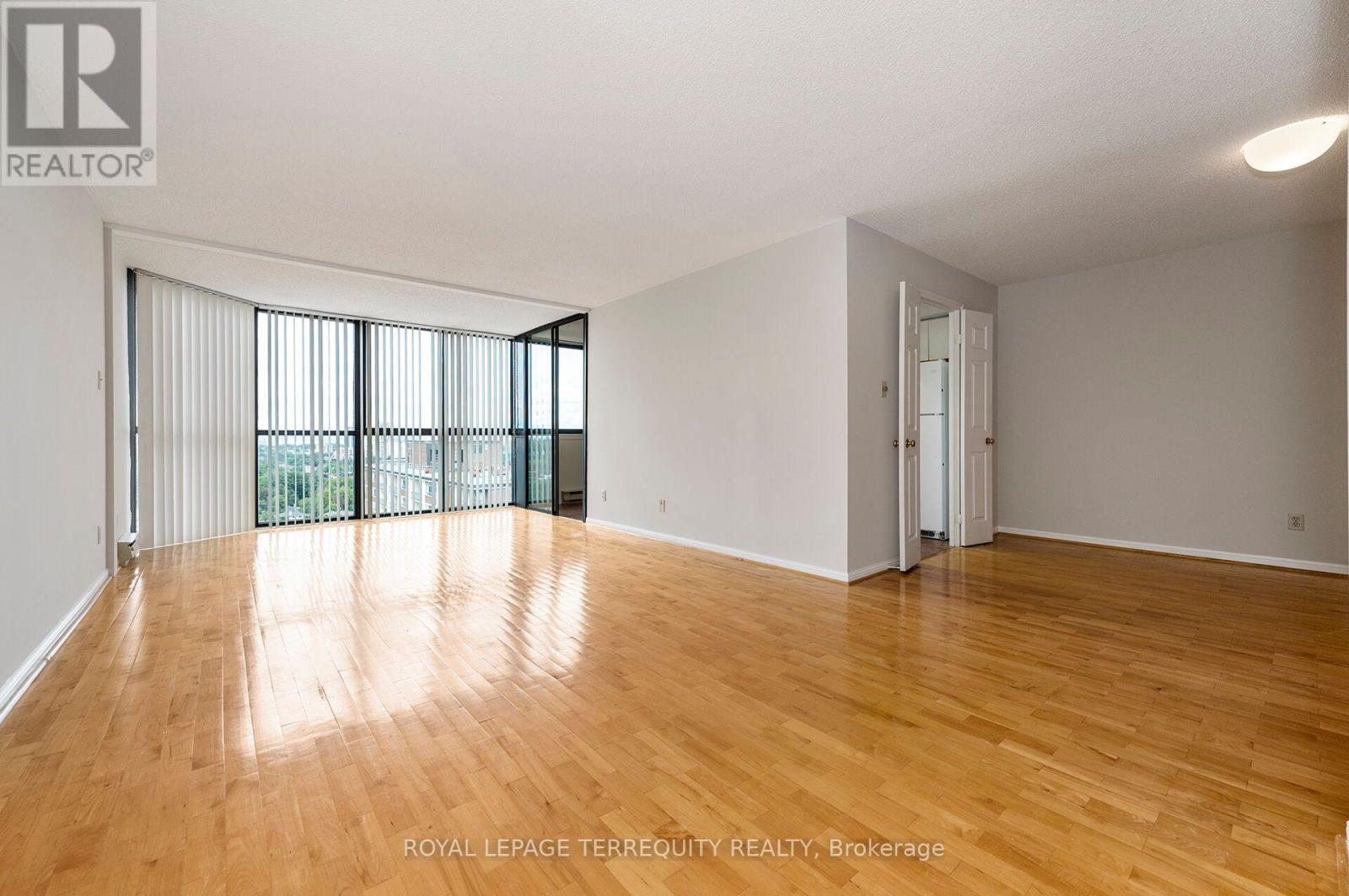2002 - 40 Richview Road, Toronto, Ontario  M9A 5C1 - Photo 5 - W13758162