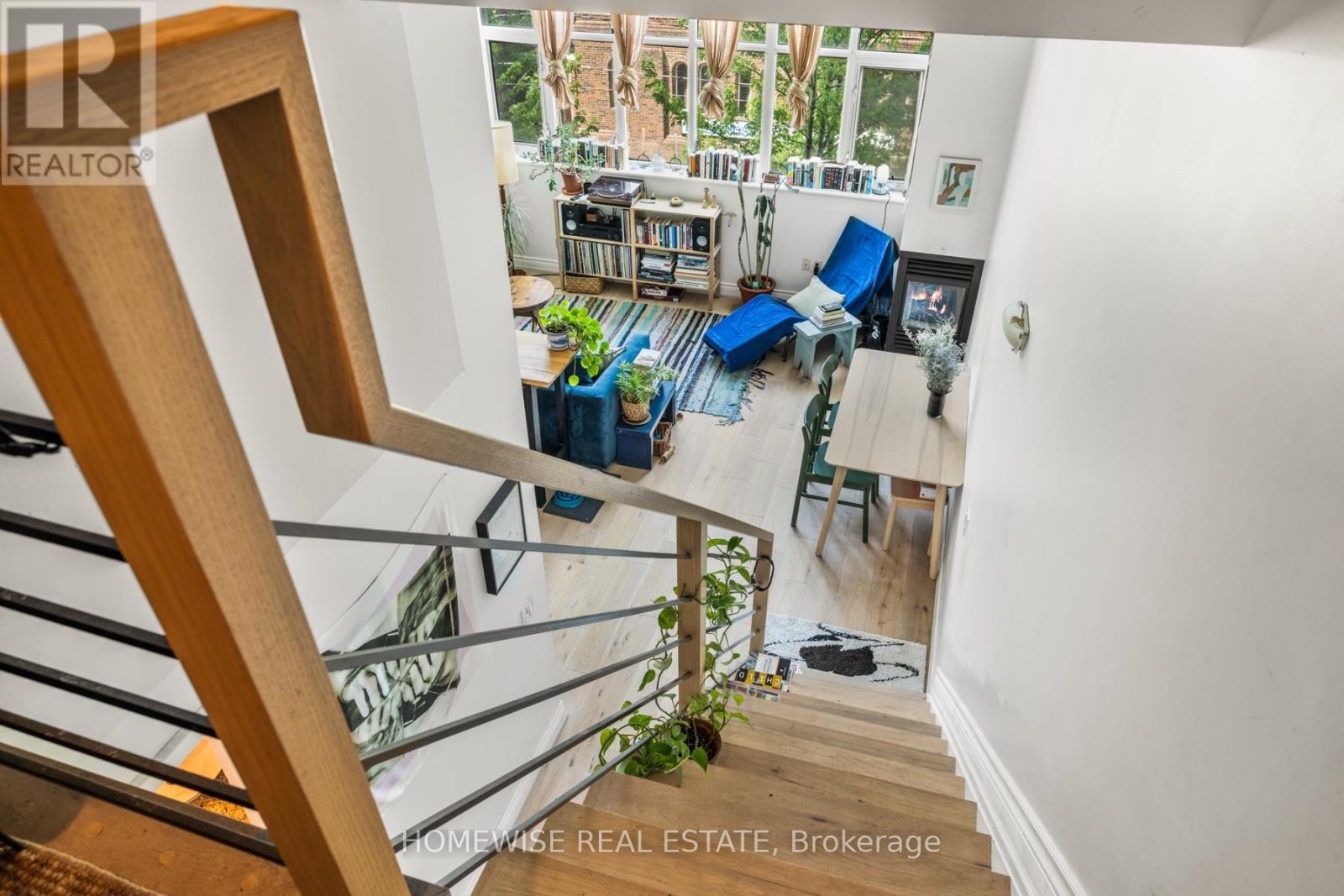 410 - 437 RONCESVALLES AVENUE, Toronto, Ontario
