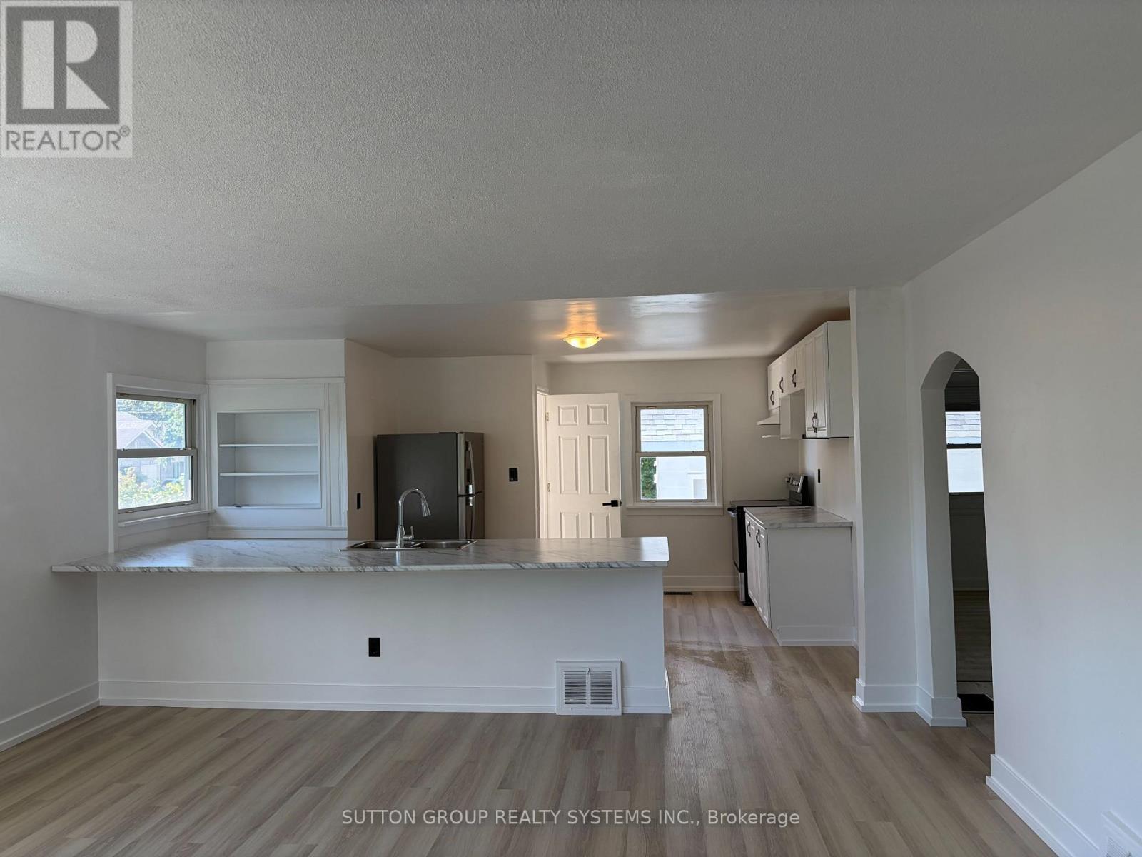 30 PERRY AVENUE, Brighton, Ontario