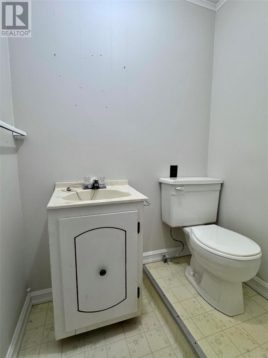 12 Clinic Drive, Deer Lake — photo 25