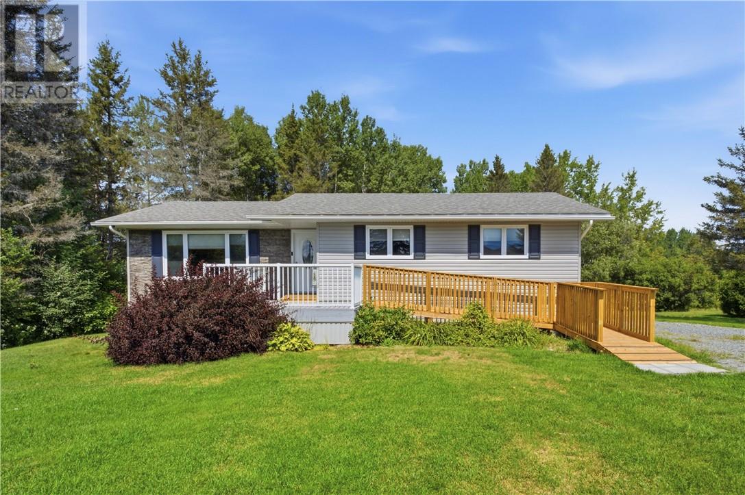 10 Rollande Street, Markstay, Ontario  P0M 2G0 - Photo 2 - 2130233