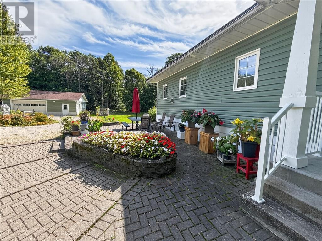 1125a Lakeshore Road, Kagawong, Ontario  P0P 1J0 - Photo 7 - 2130216