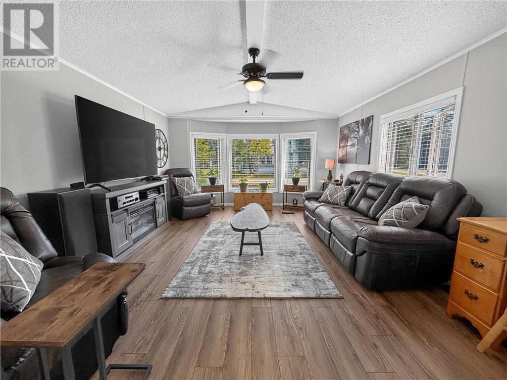 1 Willow Way, Massey, Ontario  P0P 1P0 - Photo 10 - 2130159