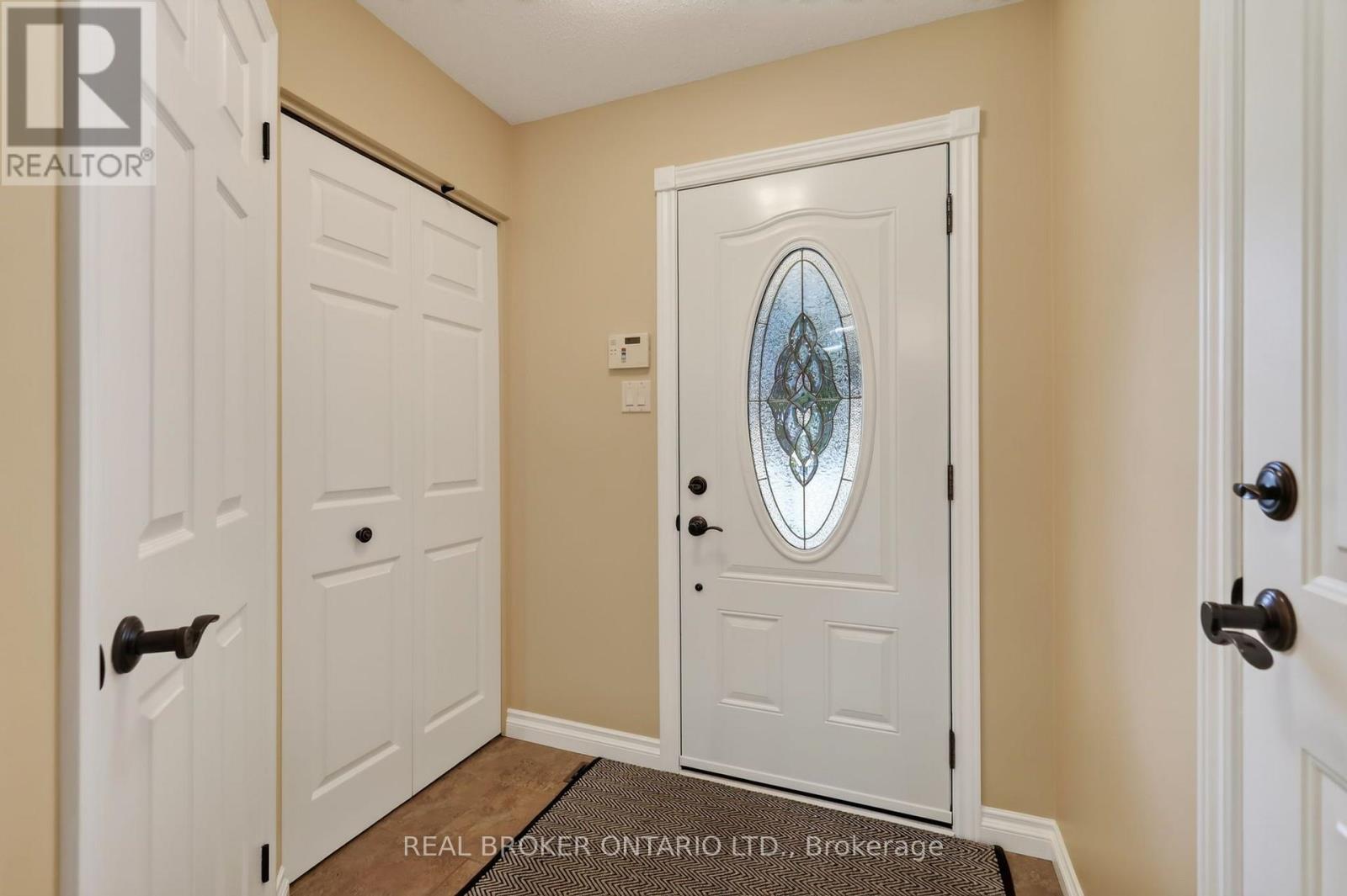 140 Montana Way, Ottawa, Ontario  K2J 4M4 - Photo 4 - X13758274