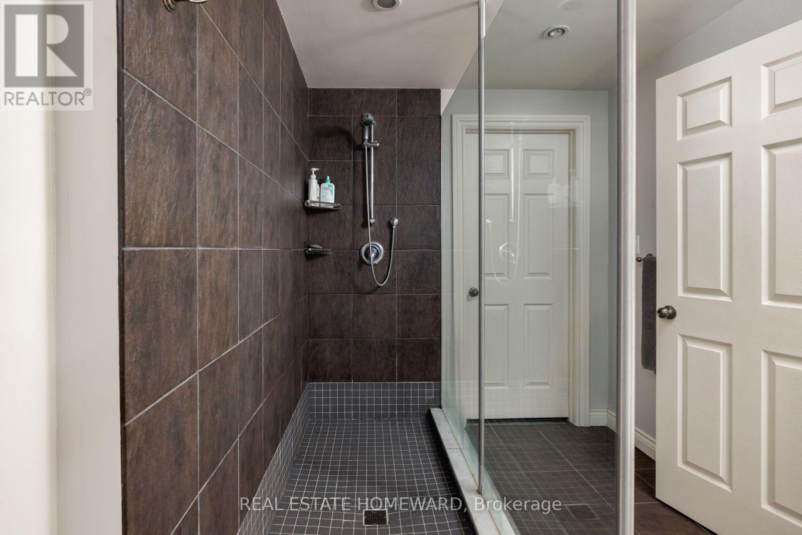 25 Talwood Drive, Toronto, Ontario  M3B 2P4 - Photo 31 - C13758336