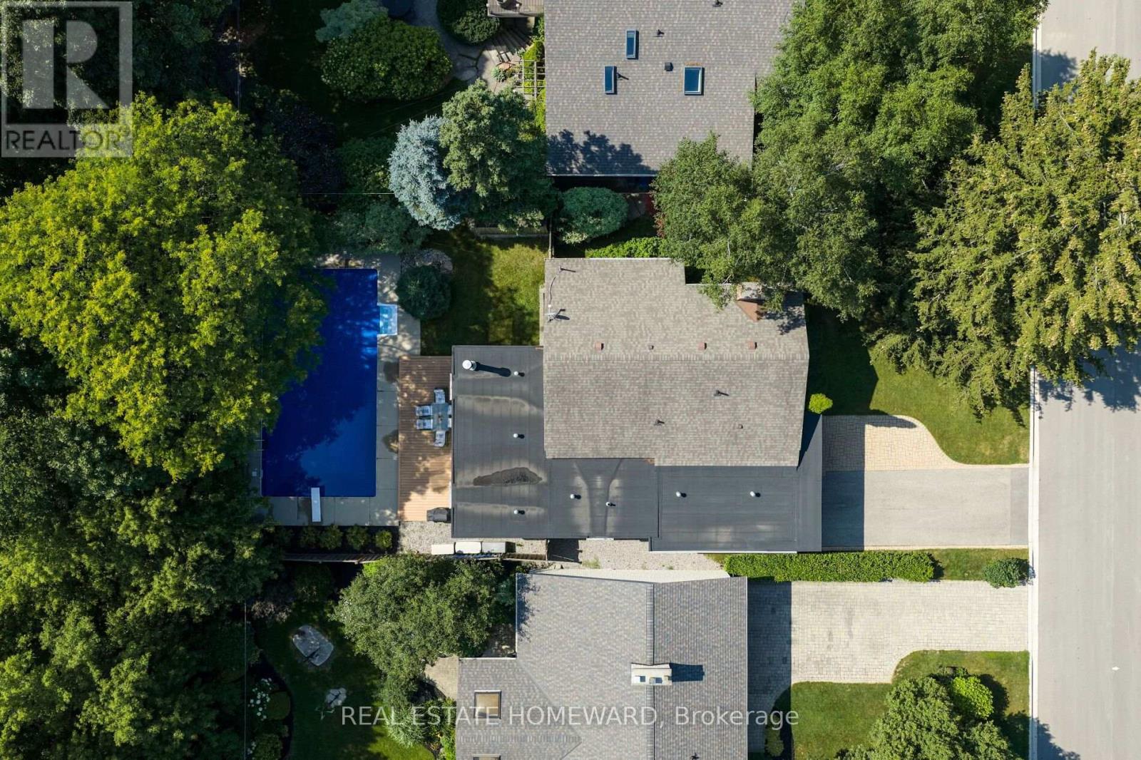 25 Talwood Drive, Toronto, Ontario  M3B 2P4 - Photo 32 - C13758336