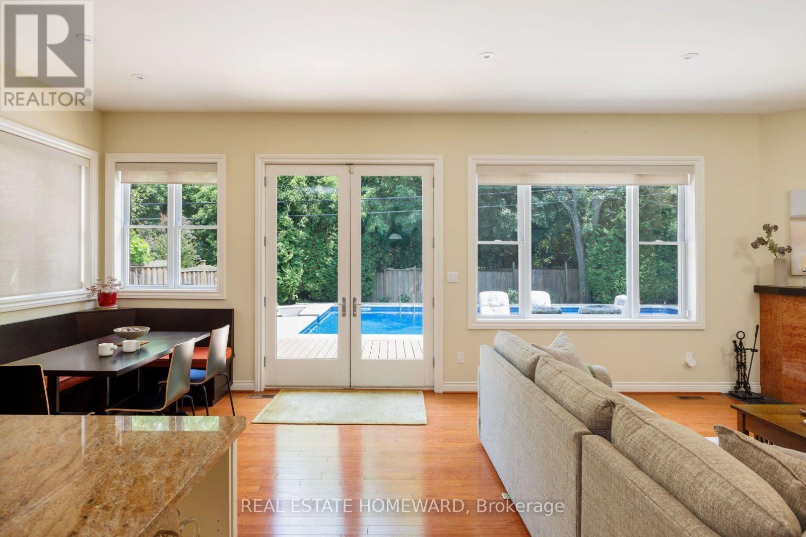 25 Talwood Drive, Toronto, Ontario  M3B 2P4 - Photo 7 - C13758336