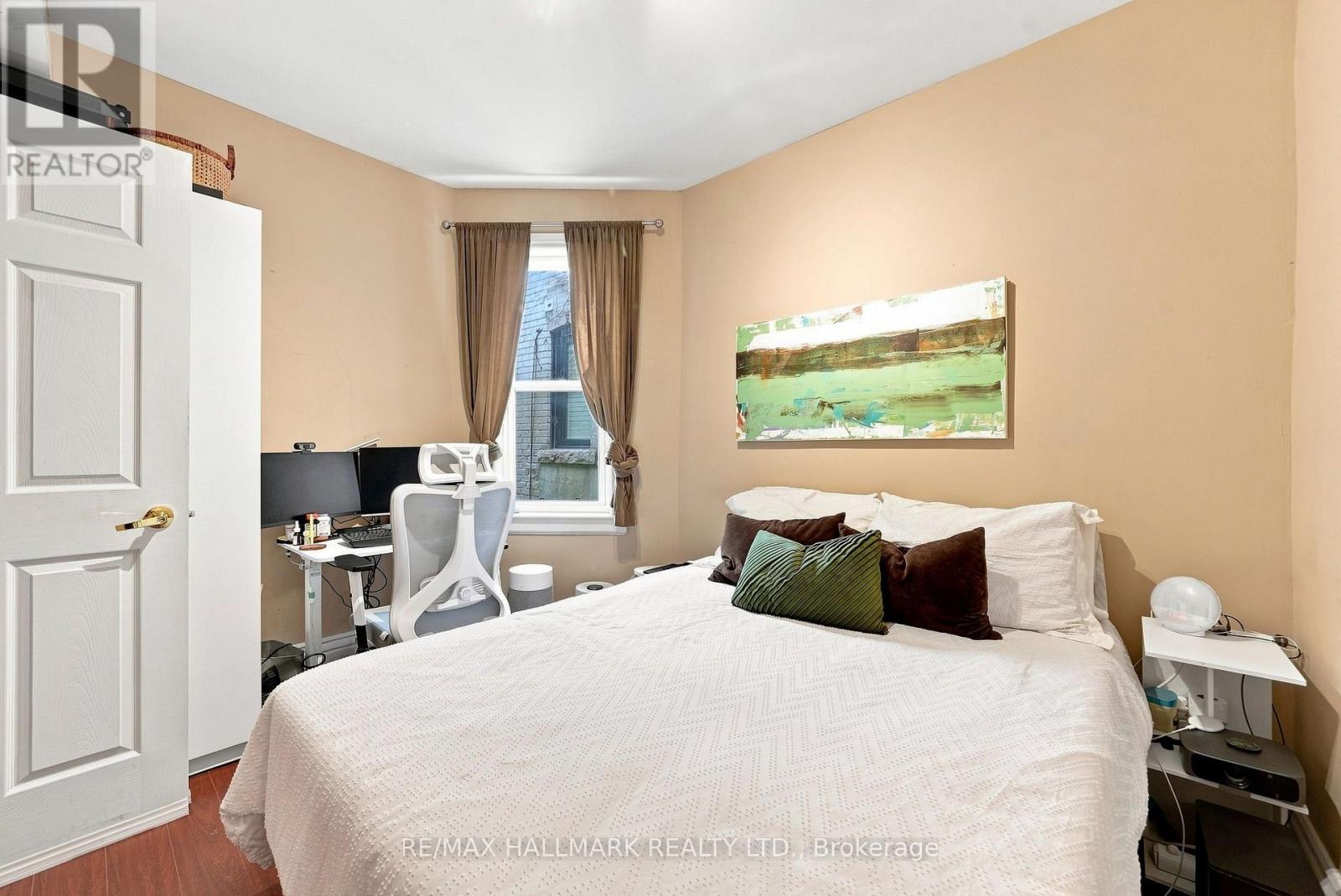 1568 Queen Street E, Toronto, Ontario  M4L 1E9 - Photo 37 - E13758286