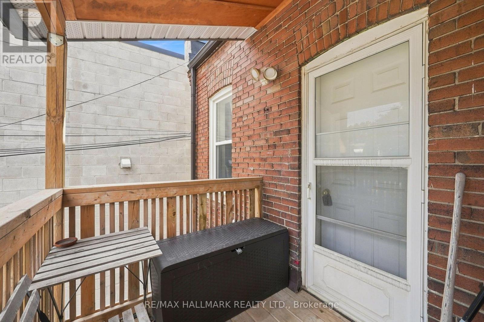 1568 Queen Street E, Toronto, Ontario  M4L 1E9 - Photo 47 - E13758286