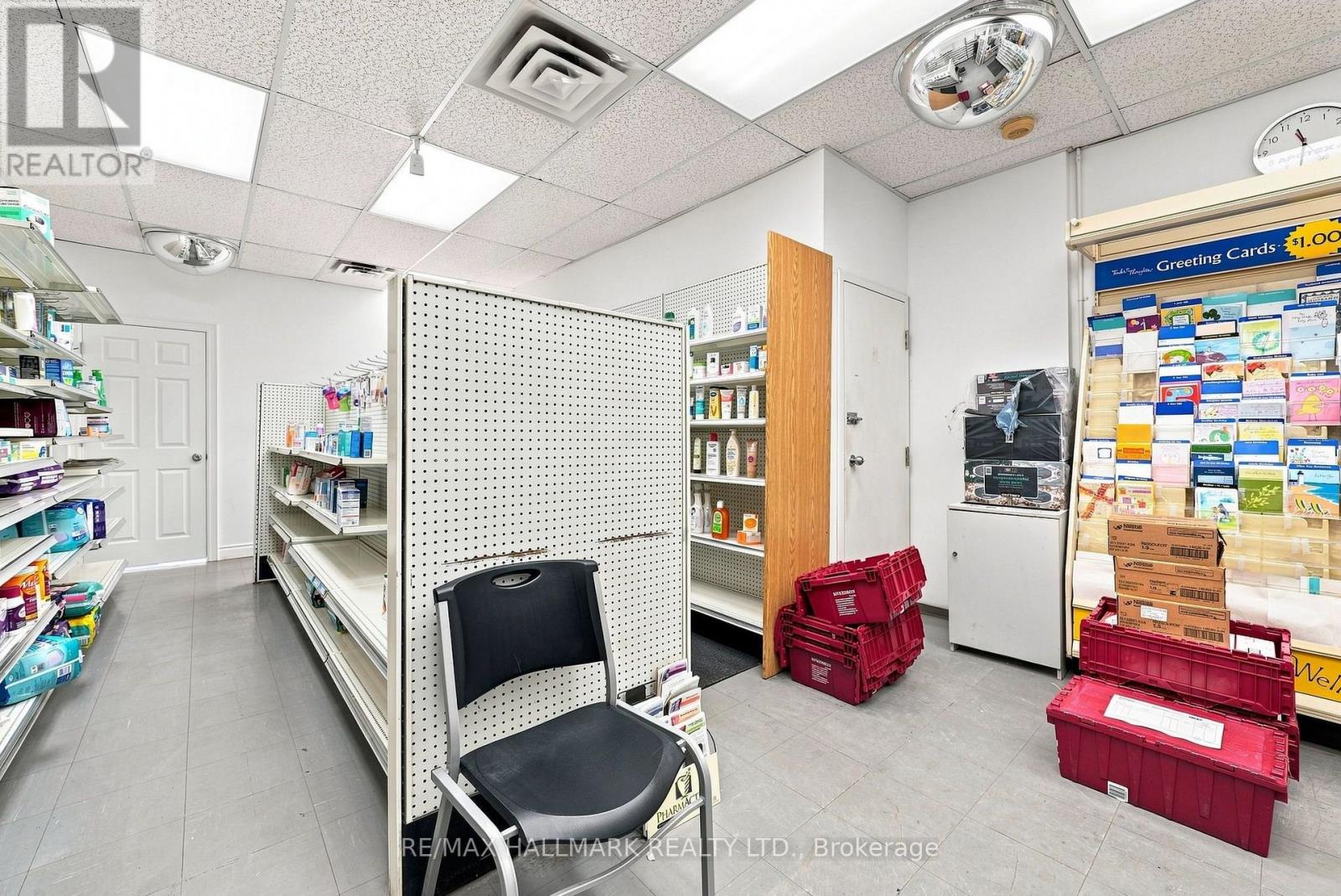 1568 Queen Street E, Toronto, Ontario  M4L 1E9 - Photo 8 - E13758286