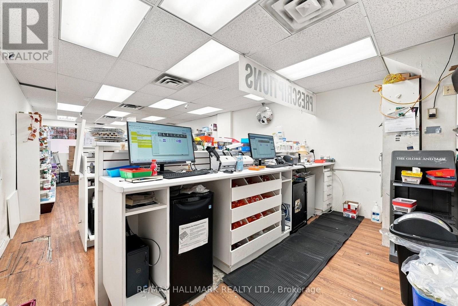 1485 Gerrard Street E, Toronto, Ontario  M4L 2A4 - Photo 12 - E13758288