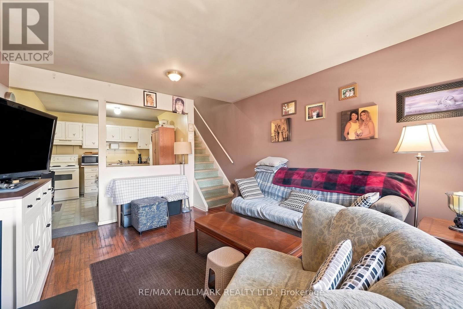 1485 Gerrard Street E, Toronto, Ontario  M4L 2A4 - Photo 22 - E13758288