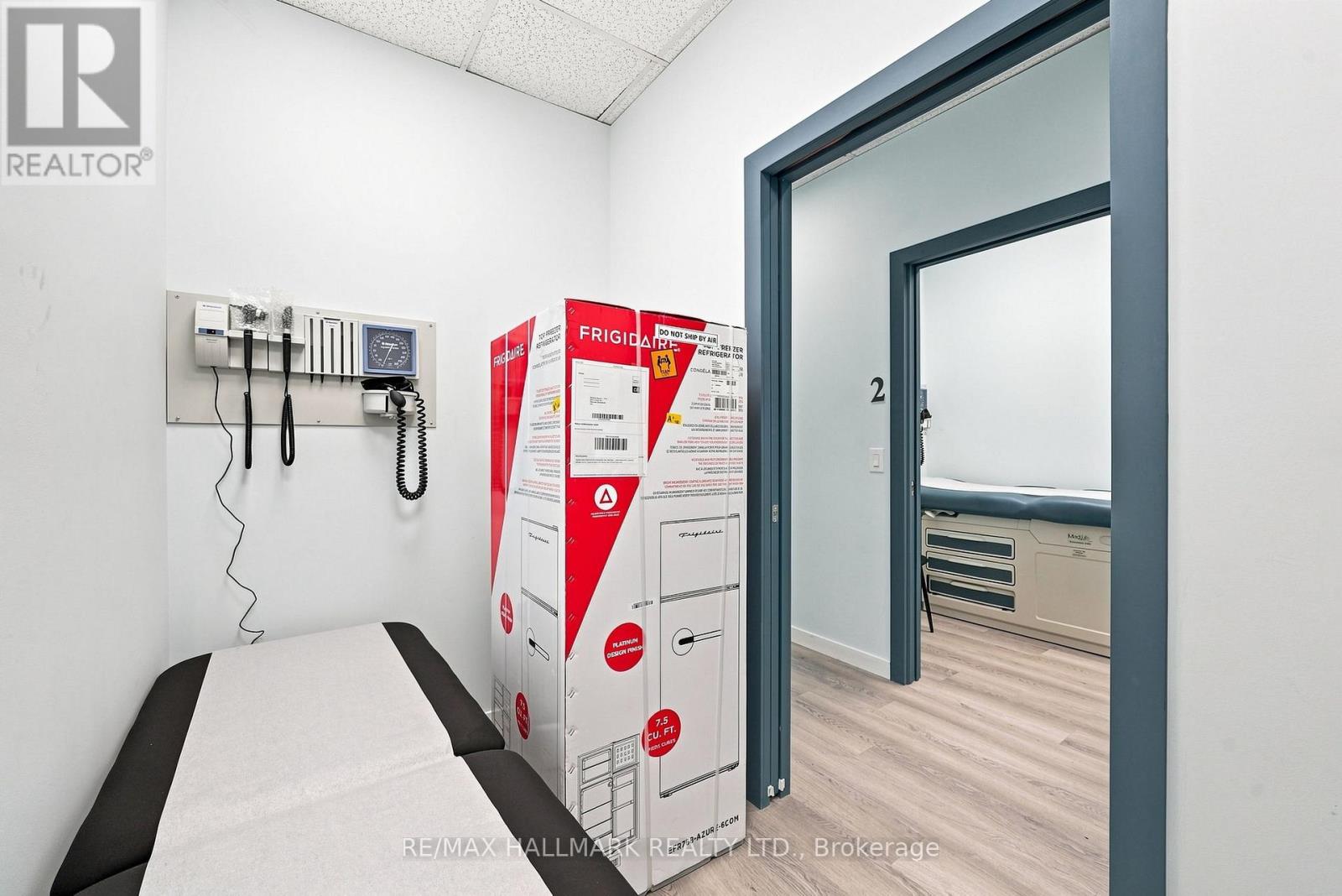 1487 Gerrard Street E, Toronto, Ontario  M4L 2A4 - Photo 16 - E13758290