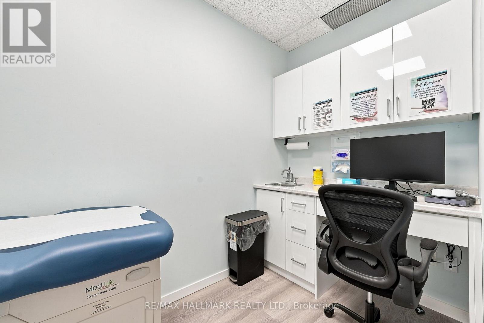 1487 Gerrard Street E, Toronto, Ontario  M4L 2A4 - Photo 18 - E13758290