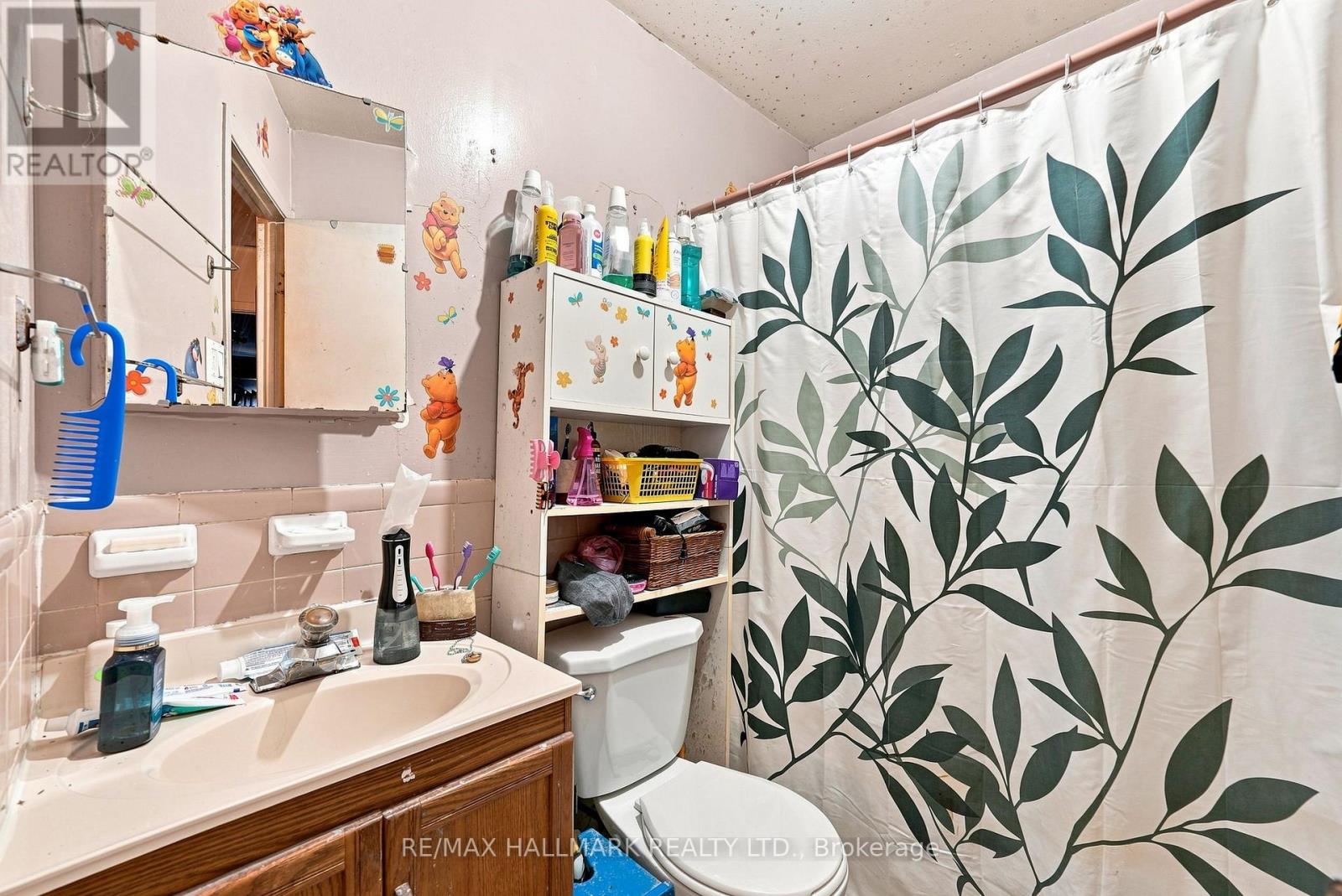 1487 Gerrard Street E, Toronto, Ontario  M4L 2A4 - Photo 33 - E13758290