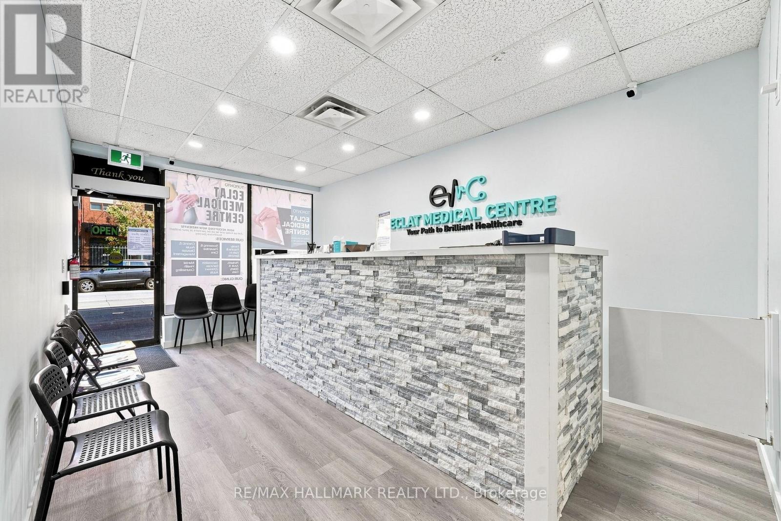 1487 Gerrard Street E, Toronto, Ontario  M4L 2A4 - Photo 8 - E13758290