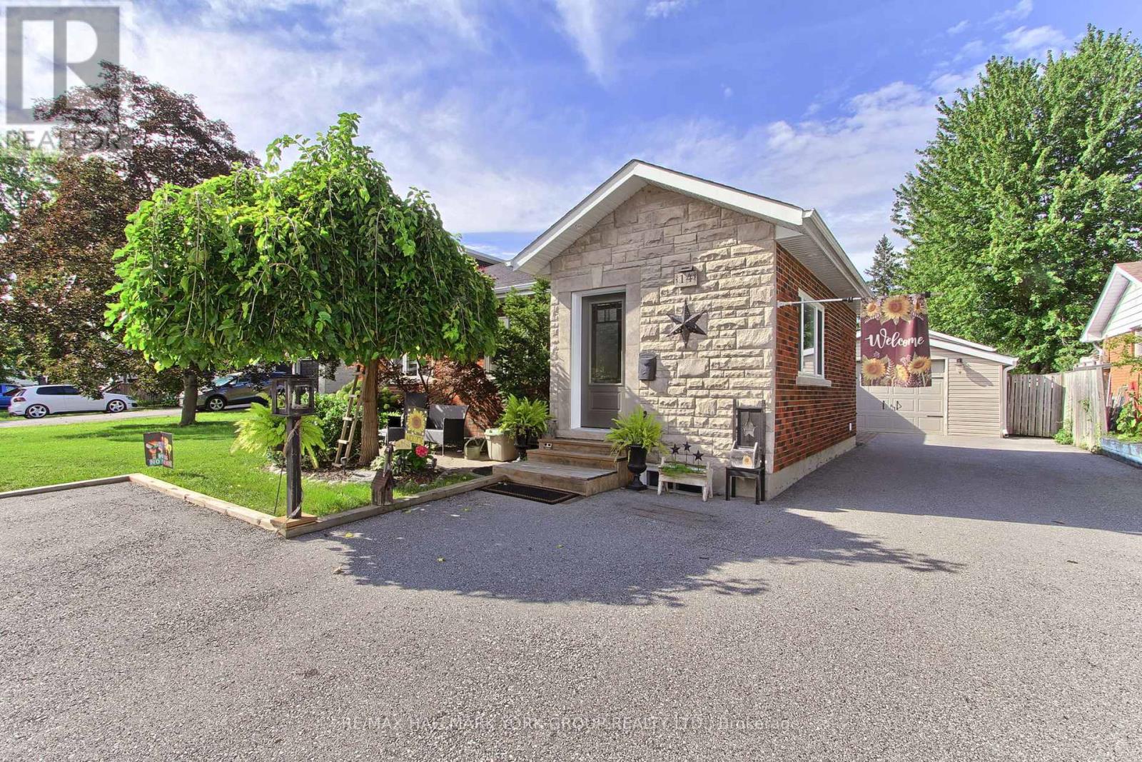 14 Bowers Road, East Gwillimbury, Ontario  L9N 1J2 - Photo 3 - N13758282