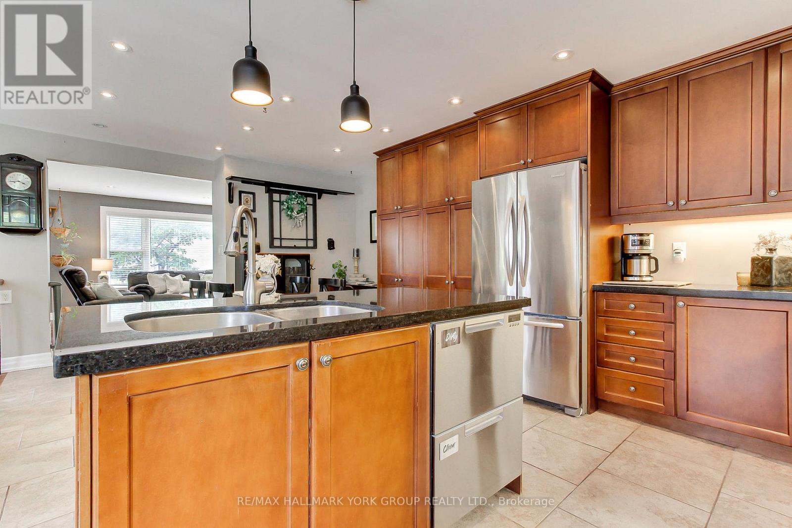 14 Bowers Road, East Gwillimbury, Ontario  L9N 1J2 - Photo 7 - N13758282