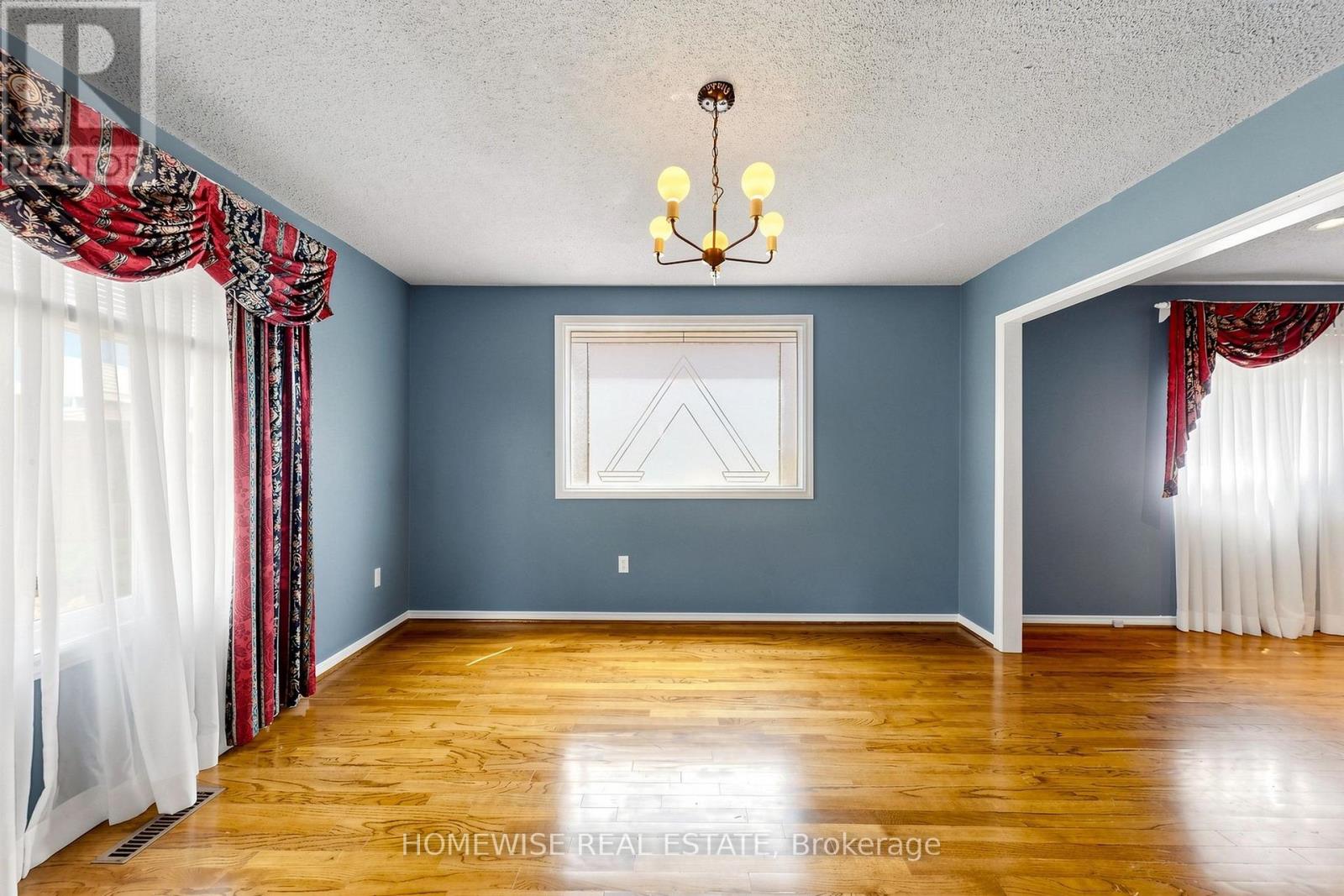 Main - 11 Briarcliffe Crescent, Vaughan, Ontario  L4J 7G5 - Photo 2 - N13758310