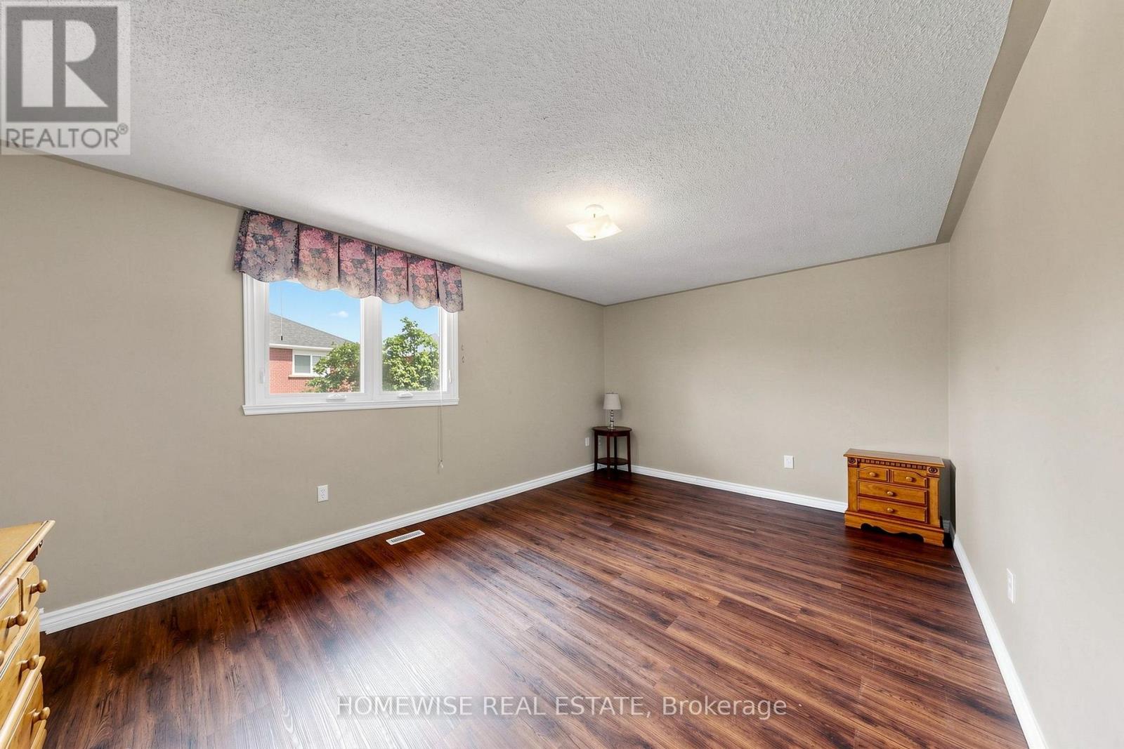 Main - 11 Briarcliffe Crescent, Vaughan, Ontario  L4J 7G5 - Photo 21 - N13758310