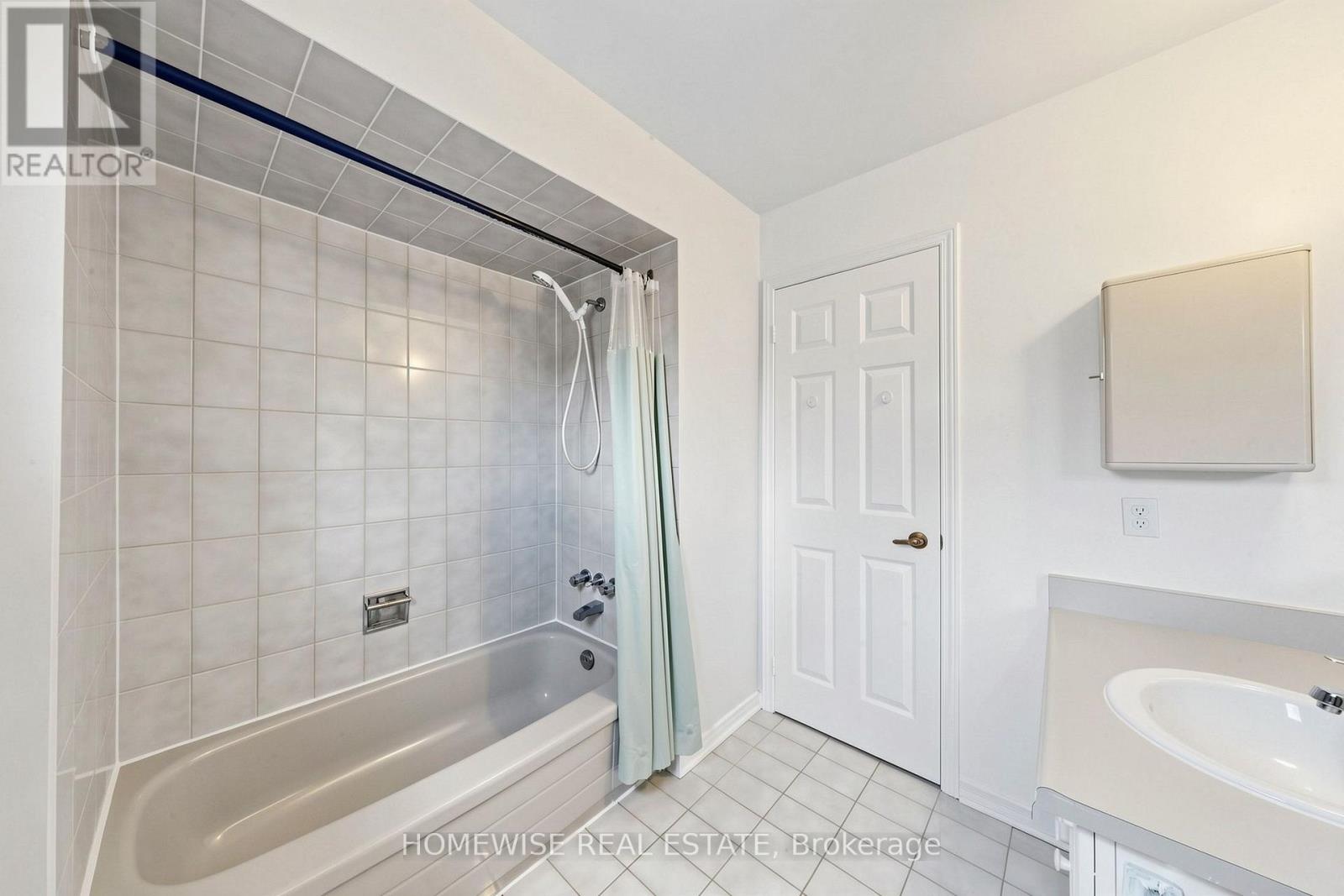 Main - 11 Briarcliffe Crescent, Vaughan, Ontario  L4J 7G5 - Photo 27 - N13758310