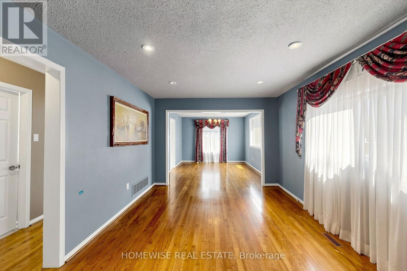 Main - 11 Briarcliffe Crescent, Vaughan, Ontario  L4J 7G5 - Photo 8 - N13758310