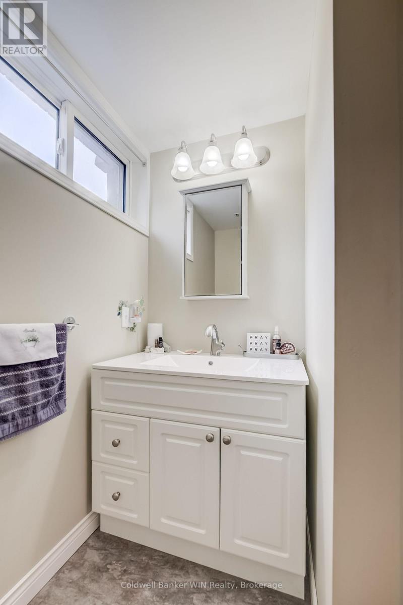 399 Birmingham Street E, Wellington North, Ontario  N0G 2L2 - Photo 32 - X13758292