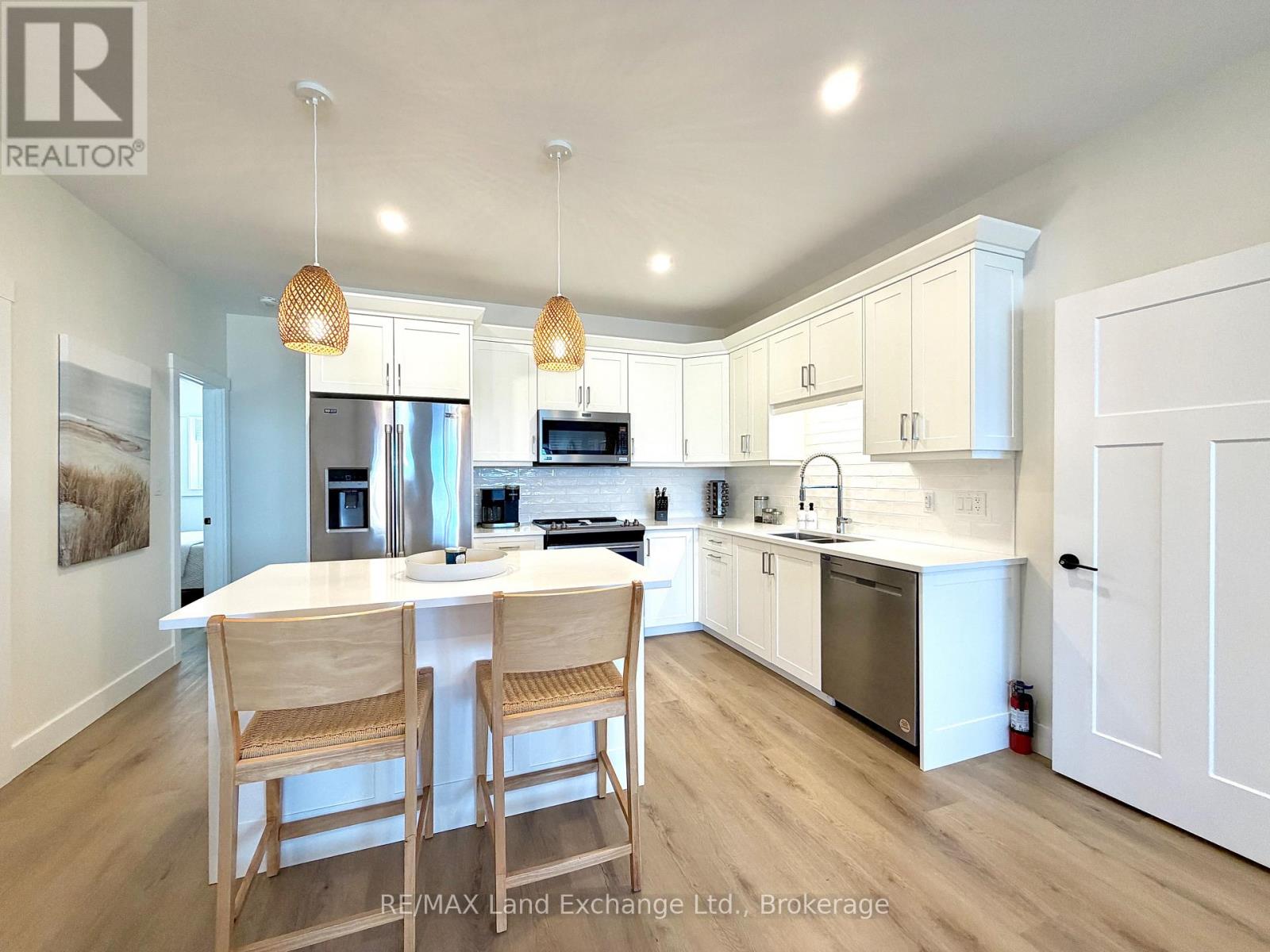 222 Emerald Drive, Saugeen Shores, Ontario  N0H 2L0 - Photo 11 - X13758340