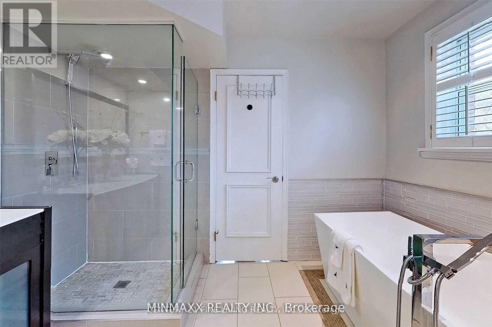 74 Dale Avenue, Toronto, Ontario  M4W 1K9 - Photo 27 - C13734216