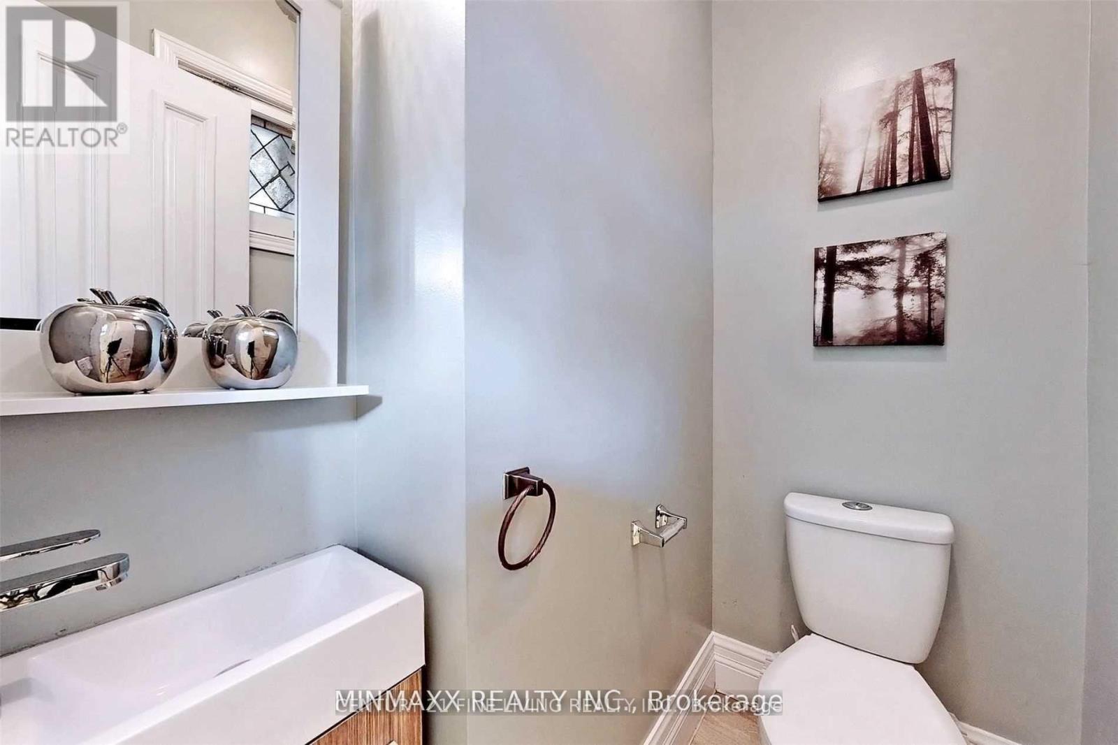 74 Dale Avenue, Toronto, Ontario  M4W 1K9 - Photo 7 - C13734216