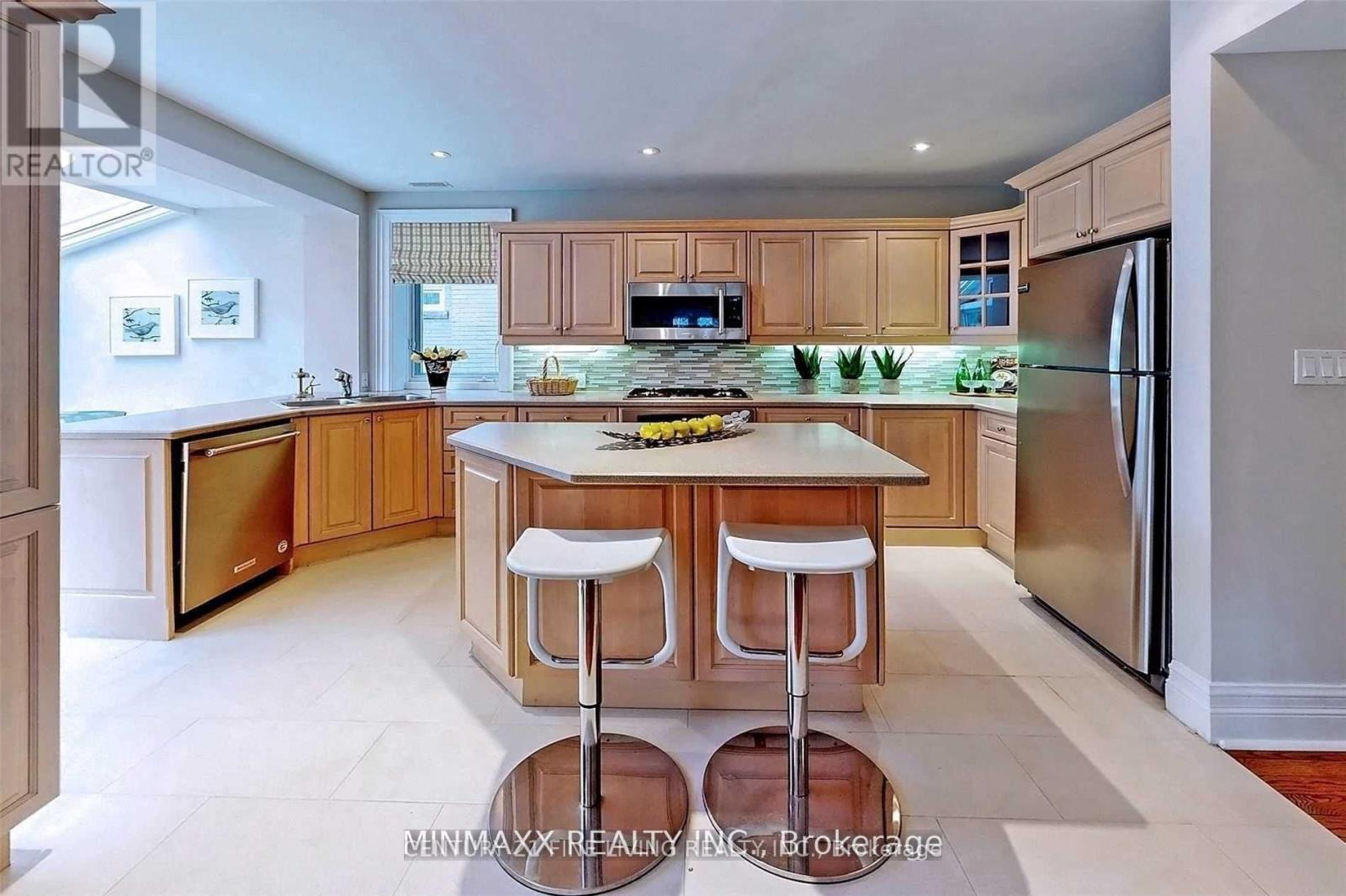 74 Dale Avenue, Toronto, Ontario  M4W 1K9 - Photo 29 - C13734216