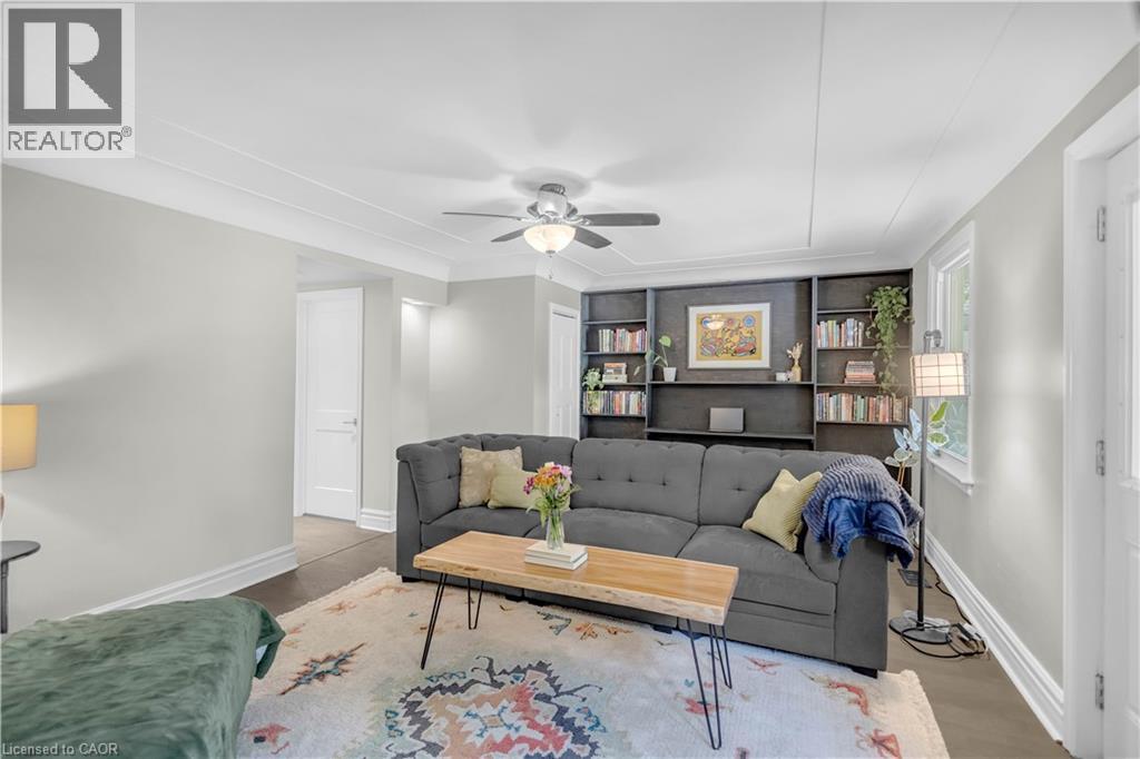 16 Wexford Avenue N, Hamilton, Ontario  L8H 4M1 - Photo 4 - 40859602
