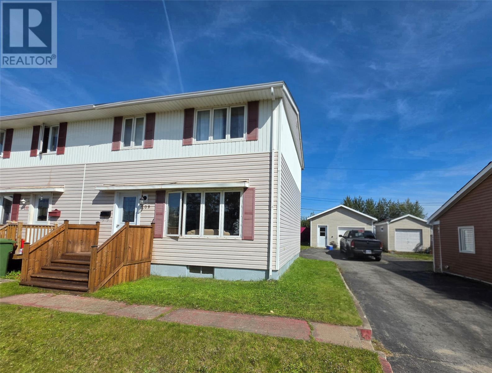 109 Marconi Avenue, Labrador City