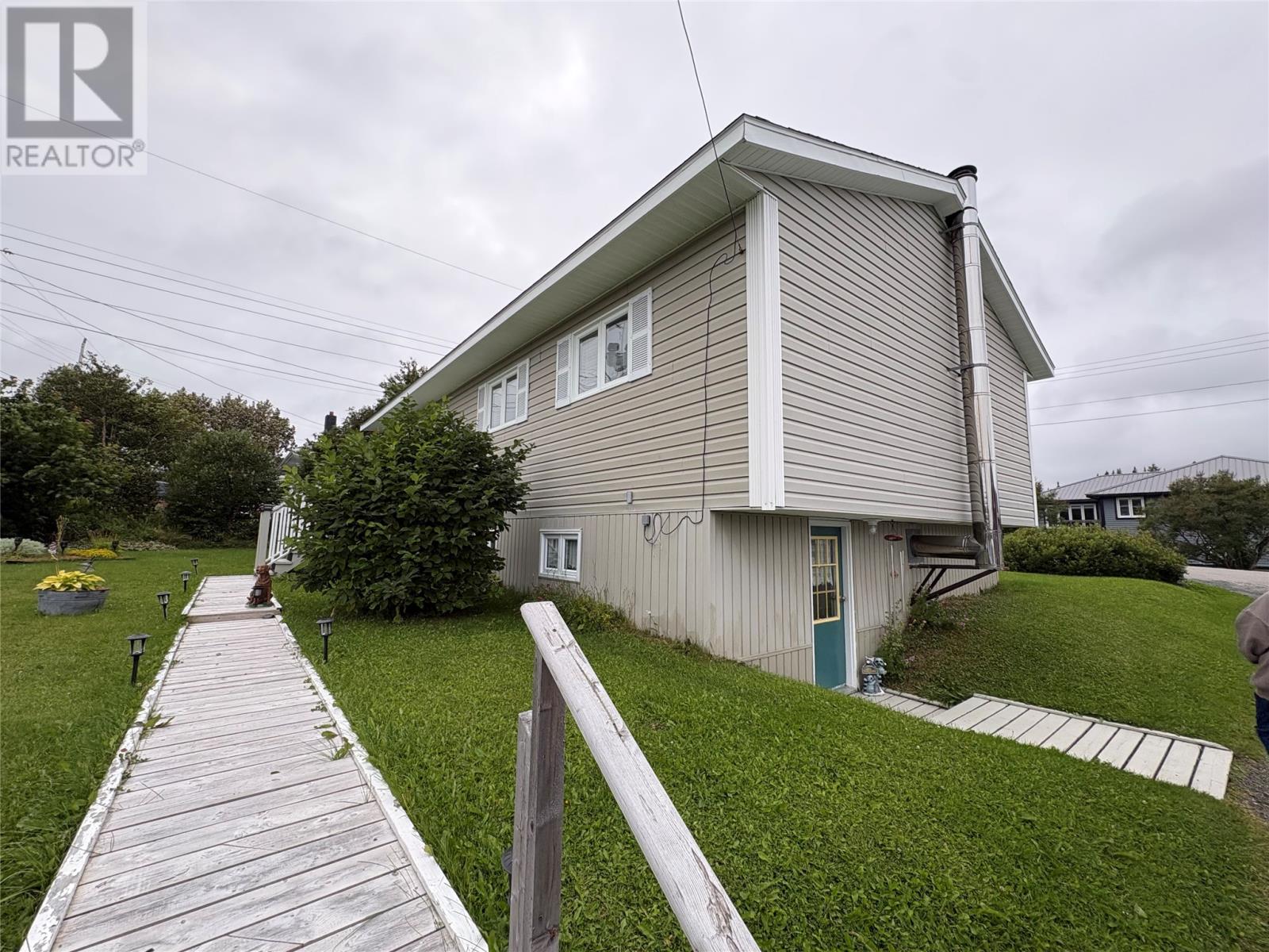 7 Bayview Road, St Anthony — photo 32