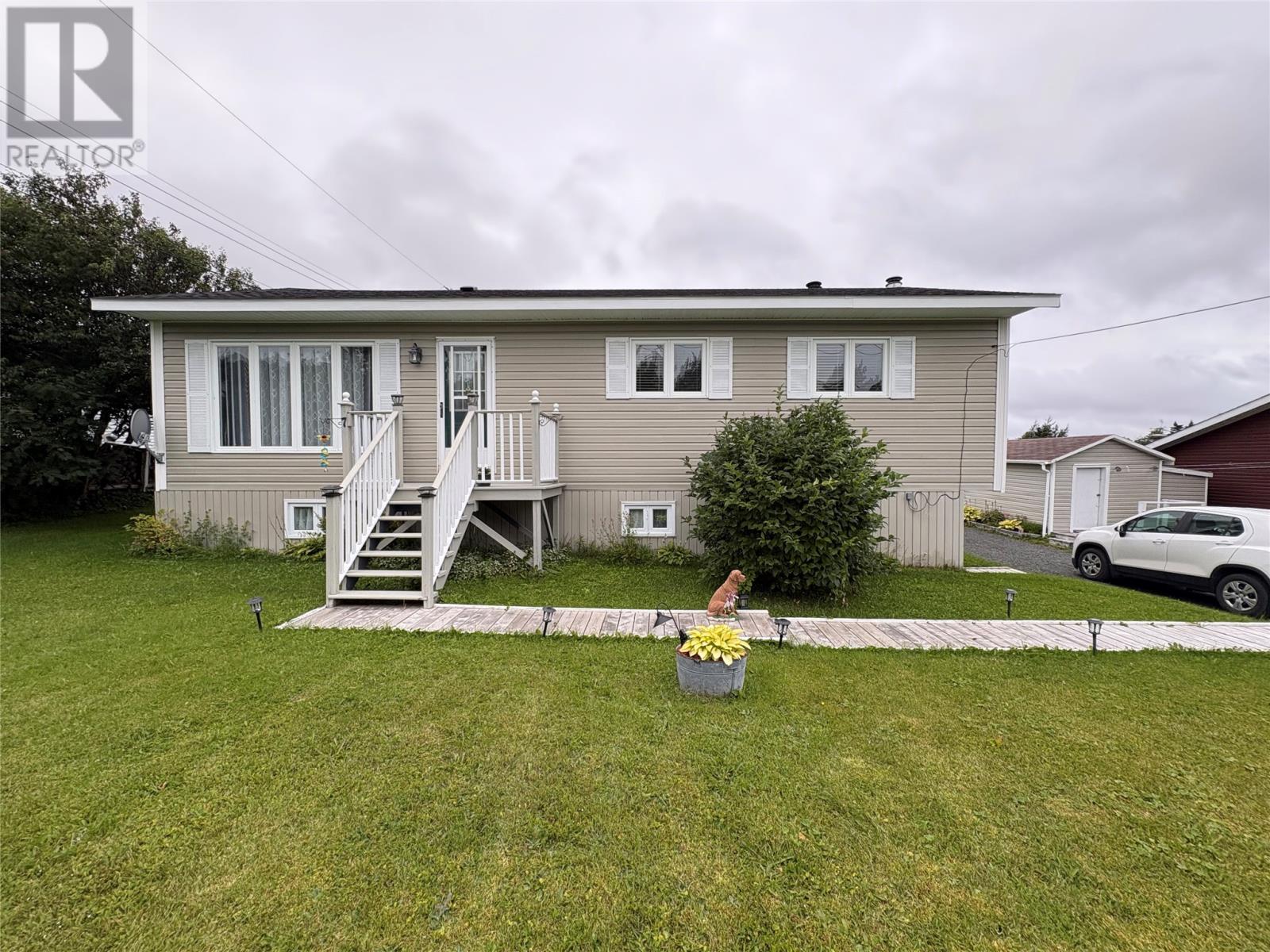 7 Bayview Road, St Anthony — photo 37