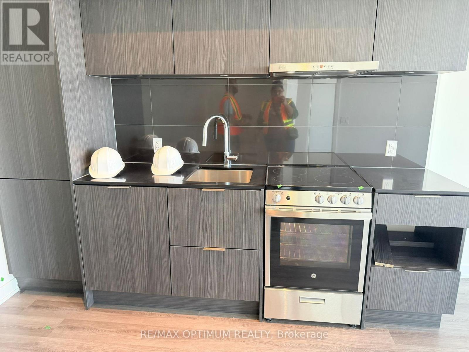6201 - 448 Burnhampthrope Road, Mississauga, Ontario  L5B 0R4 - Photo 7 - W13756798