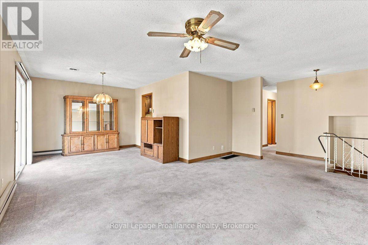28 Kensington Crescent, Belleville, Ontario  K8P 4T3 - Photo 13 - X13758386