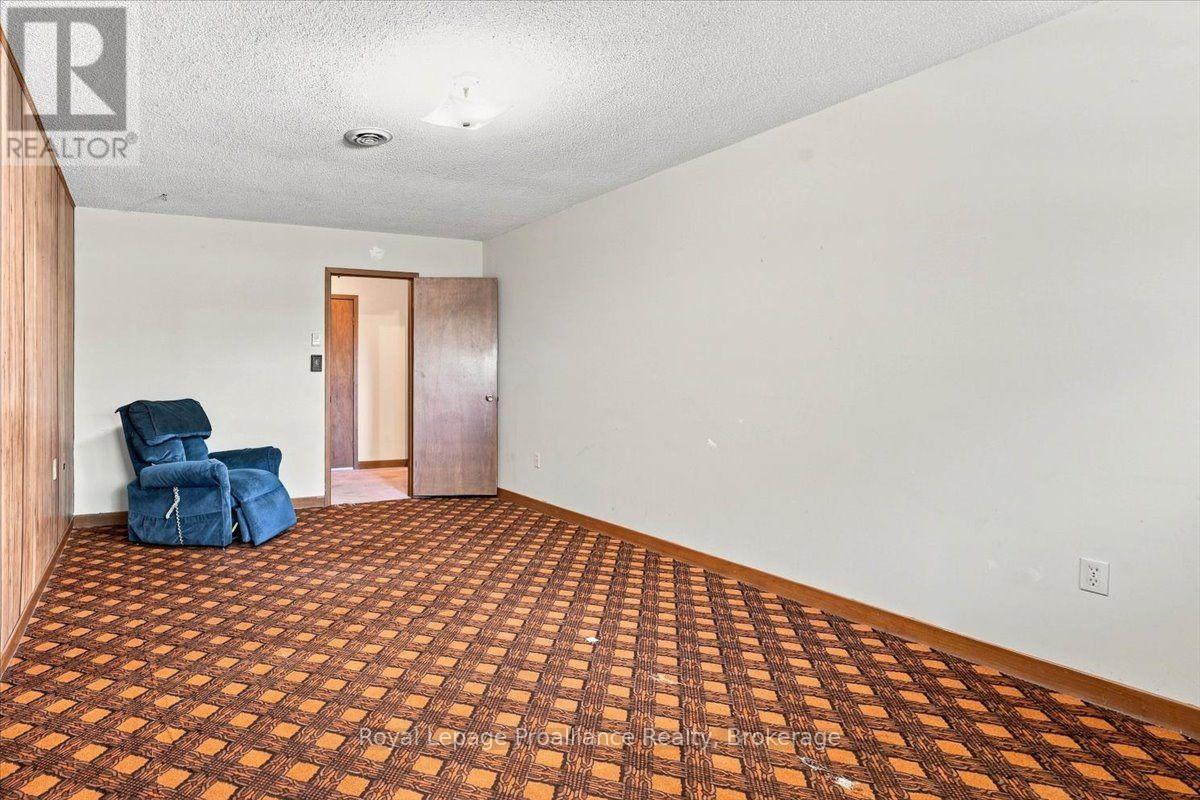 28 Kensington Crescent, Belleville, Ontario  K8P 4T3 - Photo 29 - X13758386