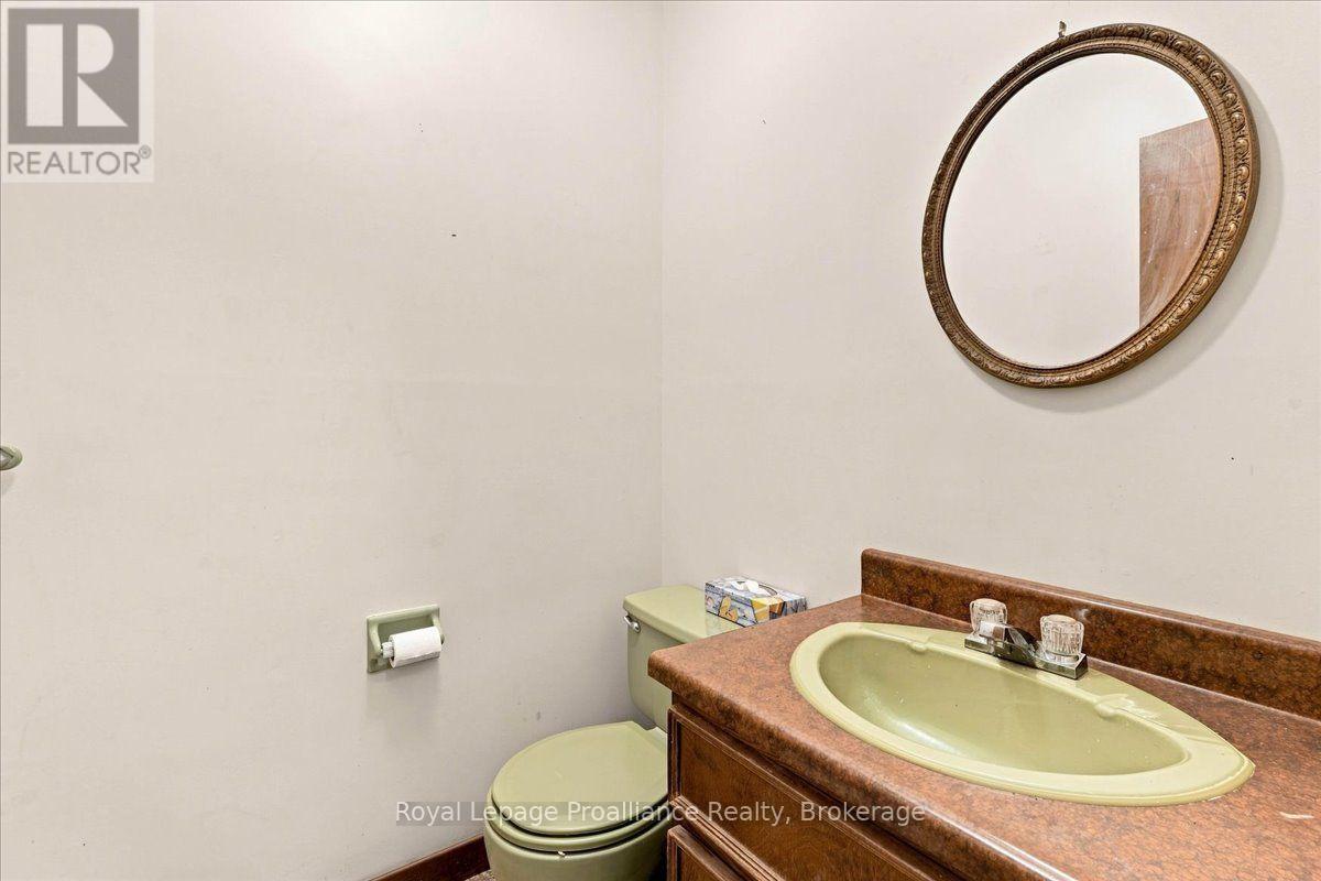 28 Kensington Crescent, Belleville, Ontario  K8P 4T3 - Photo 30 - X13758386