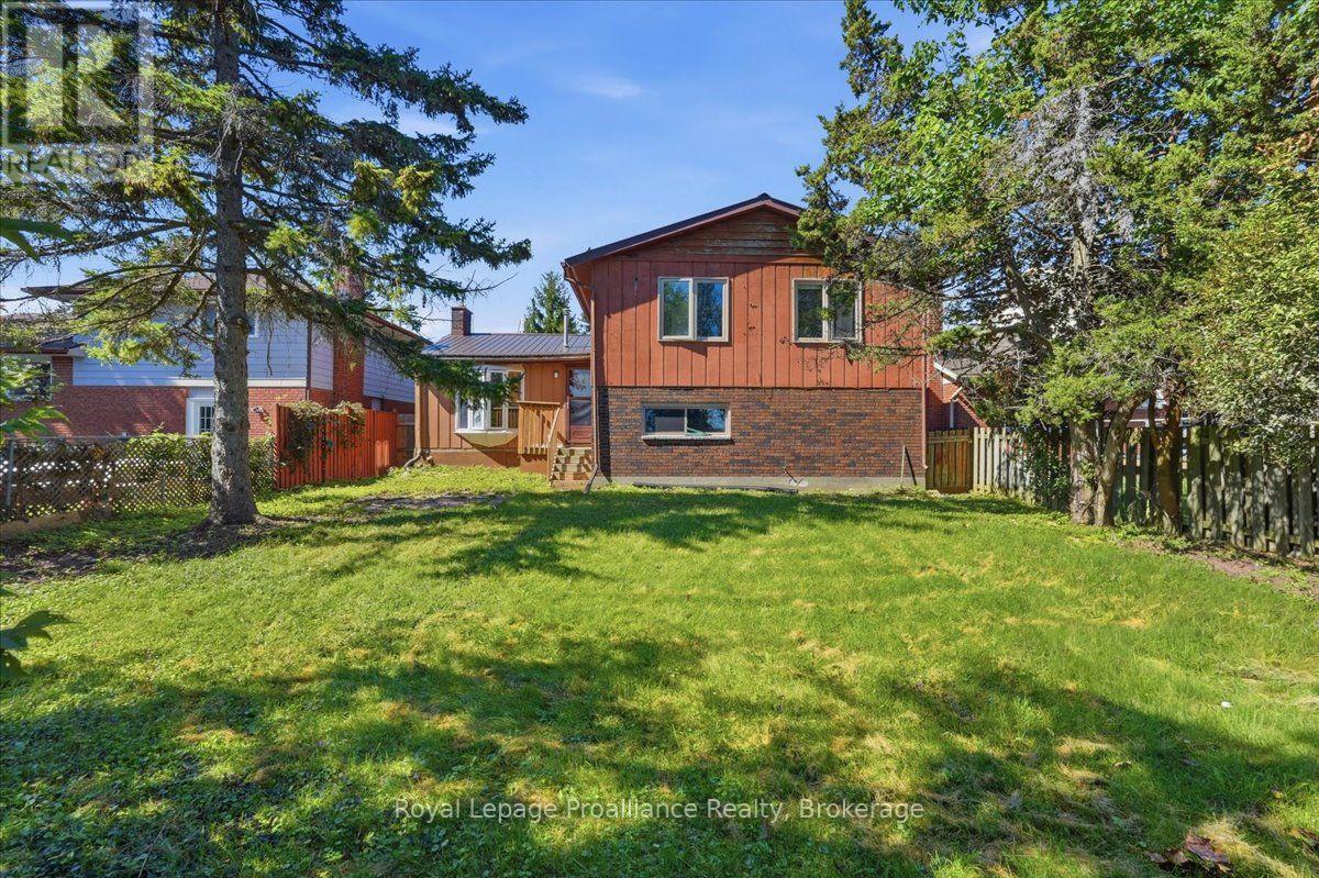 28 Kensington Crescent, Belleville, Ontario  K8P 4T3 - Photo 34 - X13758386