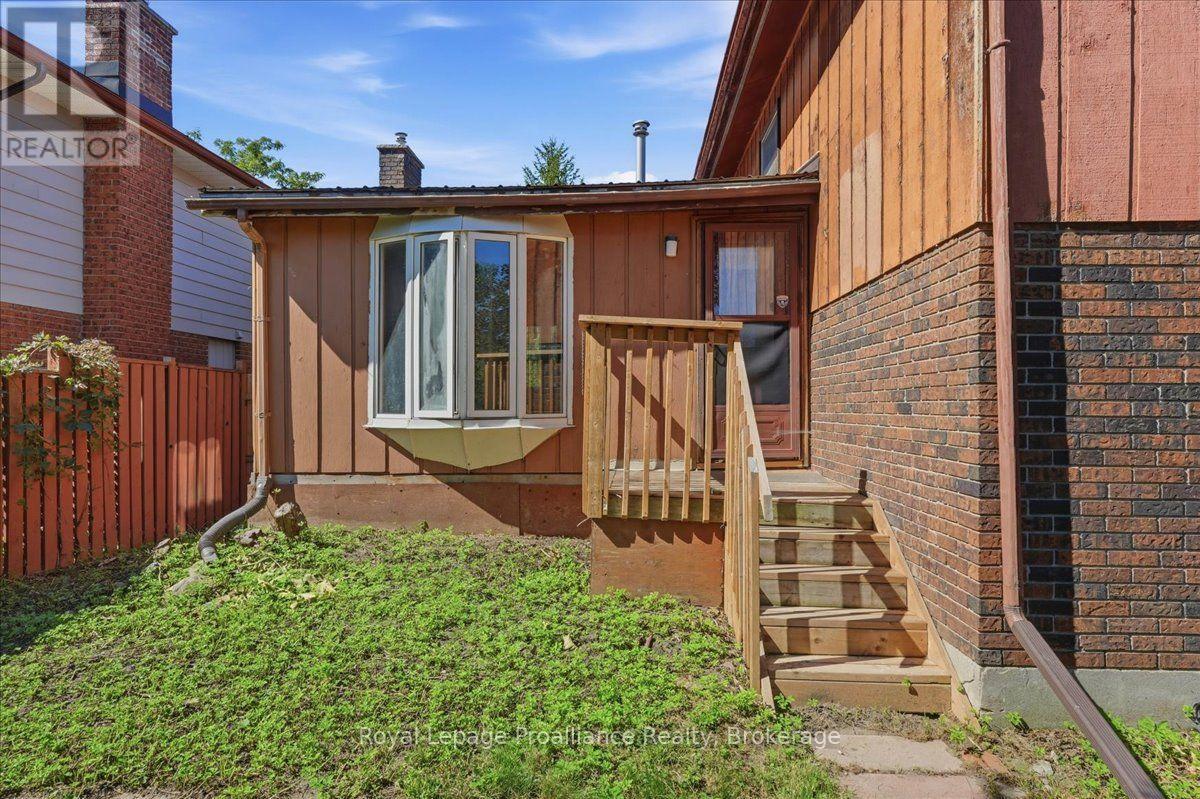28 Kensington Crescent, Belleville, Ontario  K8P 4T3 - Photo 36 - X13758386