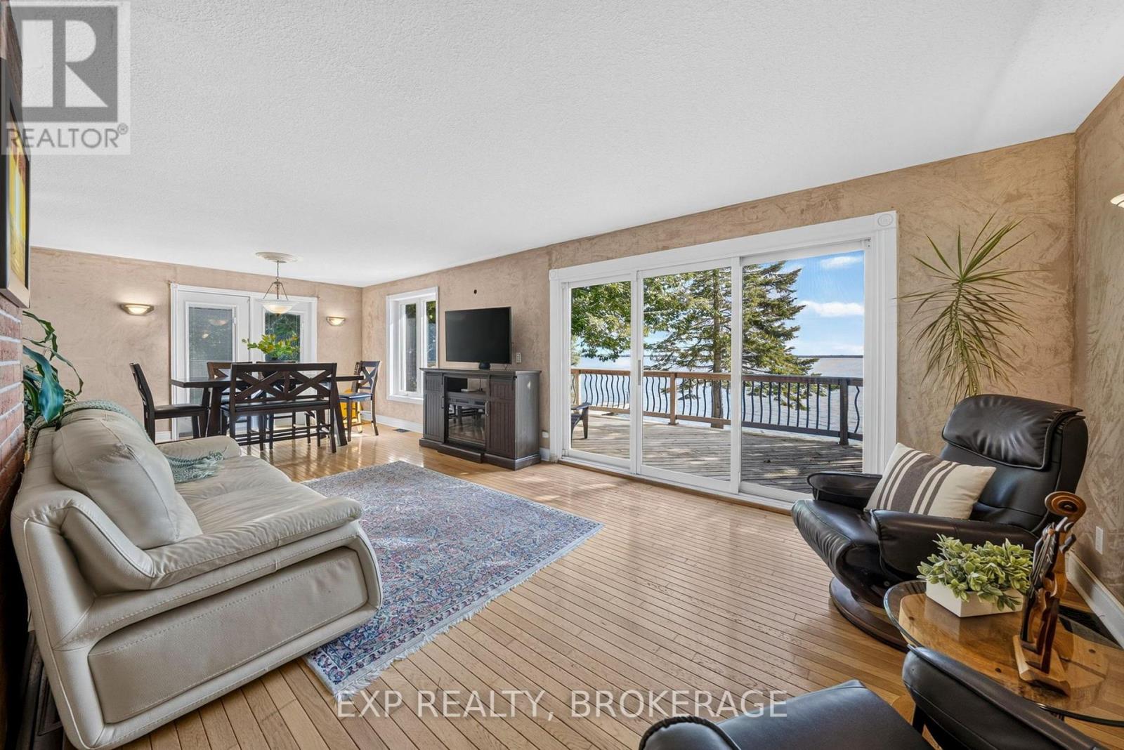182 Nicholson Point Road, Loyalist, Ontario  K0H 1G0 - Photo 8 - X13758362