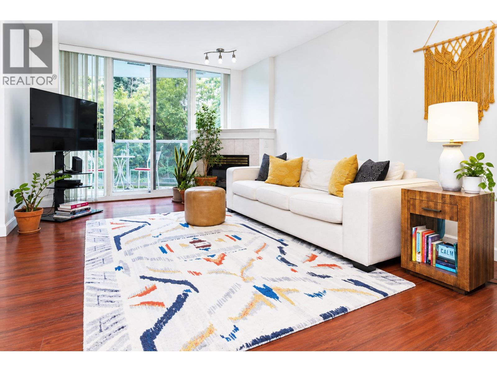 303 200 Newport Drive, Port Moody, British Columbia  V3H 5B7 - Photo 2 - R3161239