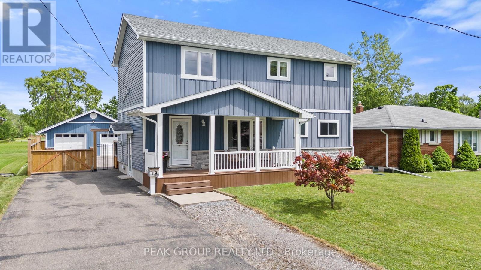 19 Bosnich Avenue, Welland, Ontario L3C 2W6 - Photo 1 - X13758344